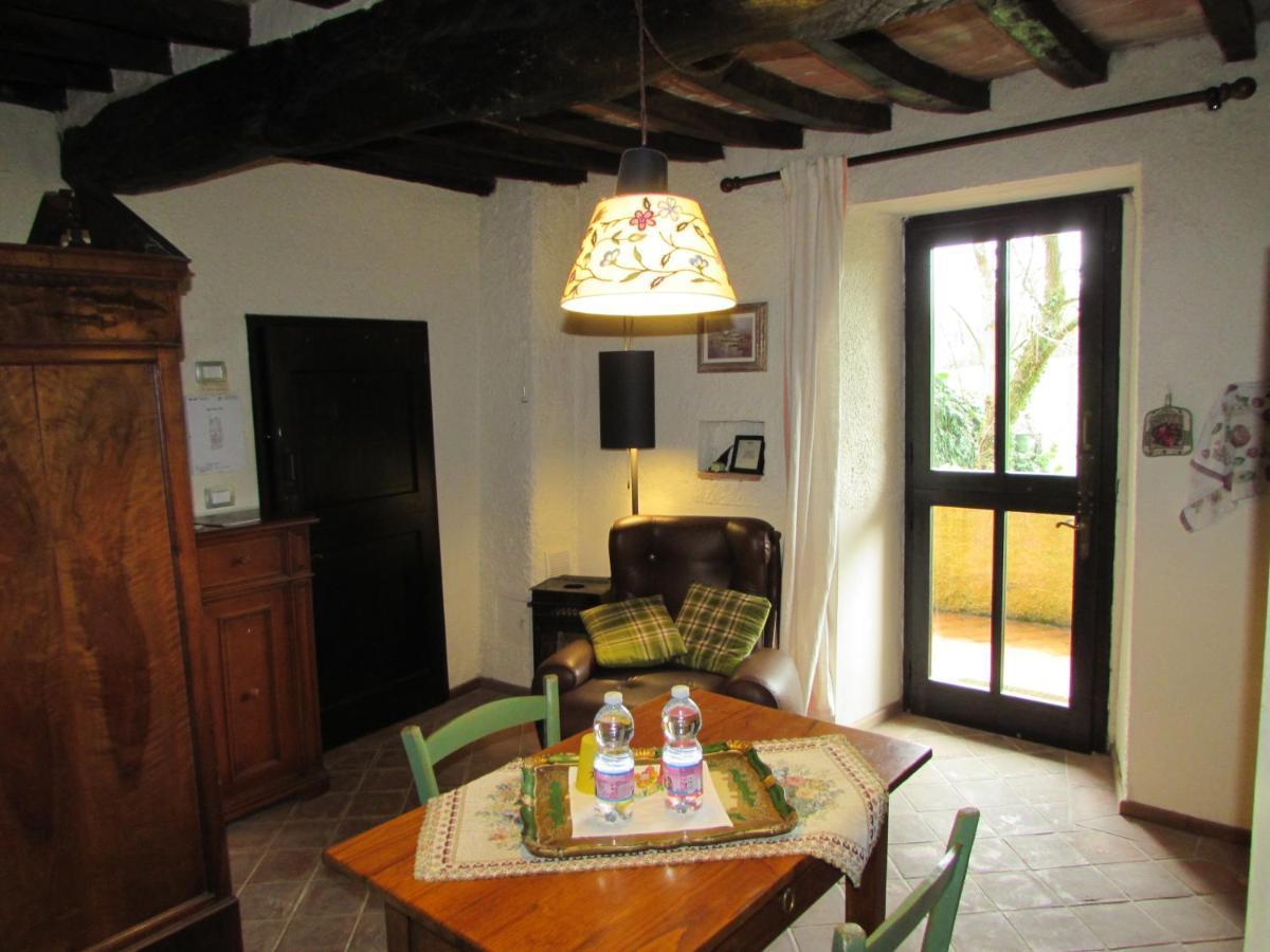 B&B Le Due Volpi วิคคิโอ ภายนอก รูปภาพ